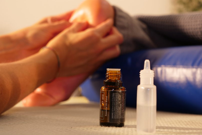 Massage réflexologique du pied